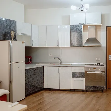 Apartment Near Zoo Tirana